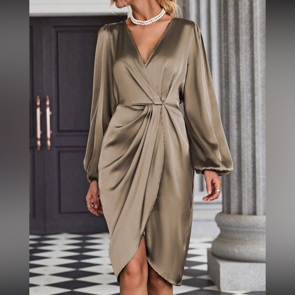 Luxe lantern sleeve wrap hem dress - Picture 9 of 16